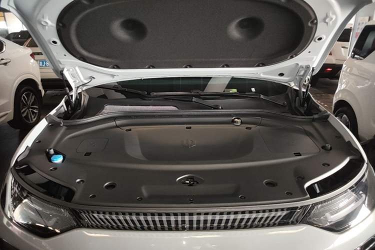 Used Leapmotor C11 2026 All-Electric 640 LiDAR Edition Engine Bay