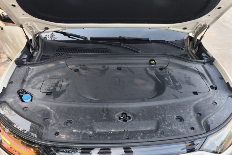 Used Leapmotor C11 2026 All-Electric 640 LiDAR Edition Engine Bay