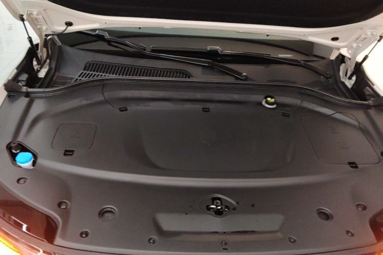 Used Leapmotor C11 2026 All-Electric 640 LiDAR Prestige Edition Engine Bay