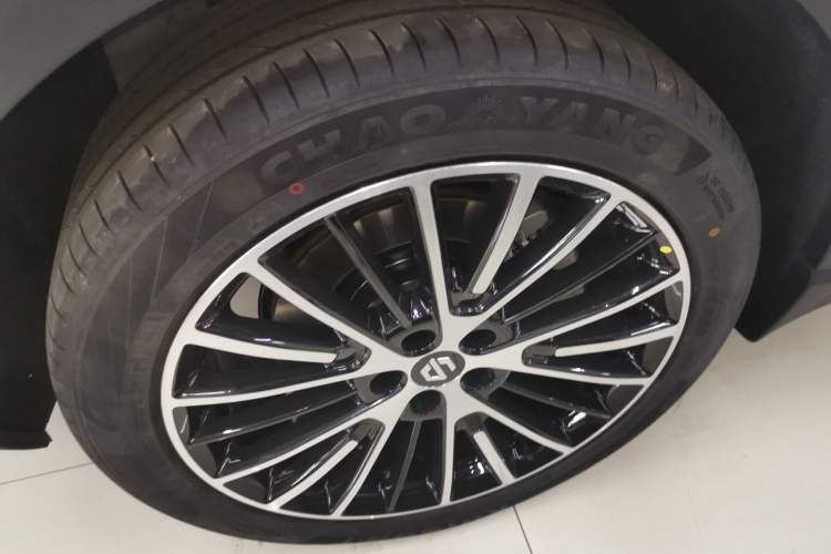 Used Leapmotor C11 2026 All-Electric 640 LiDAR Edition Exterior 5