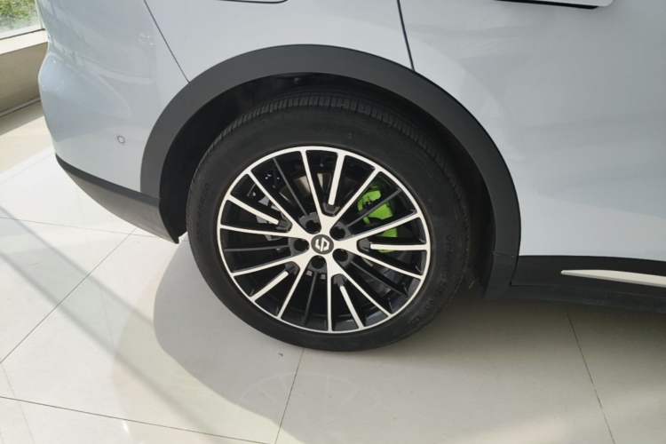 Used Leapmotor C11 2026 All-Electric 640 LiDAR Prestige Edition Exterior 5