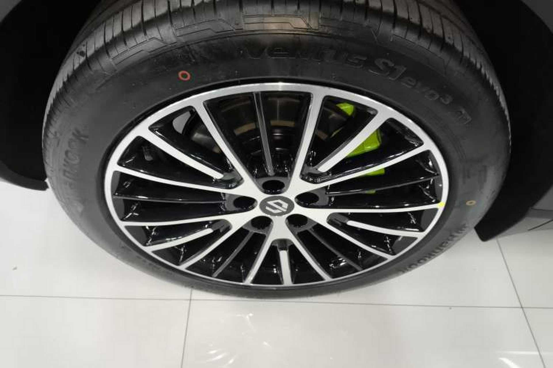 Used Leapmotor C11 2026 All-Electric 640 LiDAR Prestige Edition Exterior 8