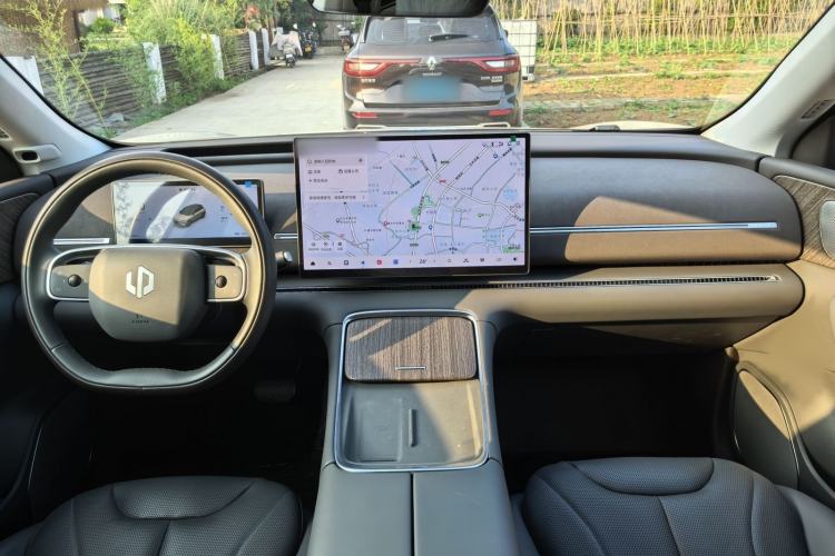 Used Leapmotor C11 2026 All-Electric 640 LiDAR Prestige Edition Interior 1