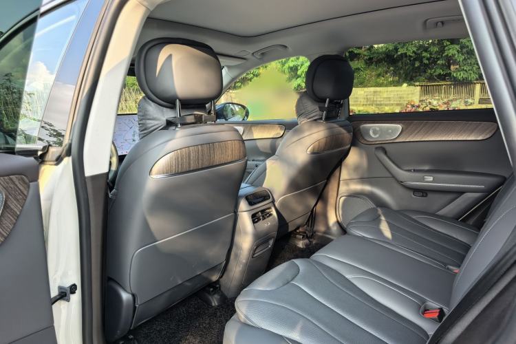 Used Leapmotor C11 2026 All-Electric 640 LiDAR Prestige Edition Interior 4