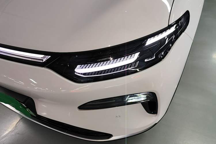 Used Leapmotor C11 2026 Range-Extended 300 LiDAR Prestige Edition Left Front Headlight