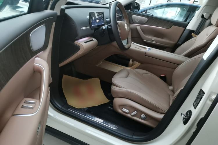 Used Leapmotor C11 2026 Range-Extended 300 LiDAR Prestige Edition Left Front Seat