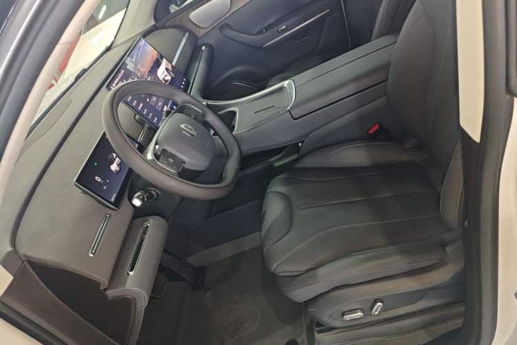 Used Leapmotor C11 2026 All-Electric 640 LiDAR Edition Left Front Seat