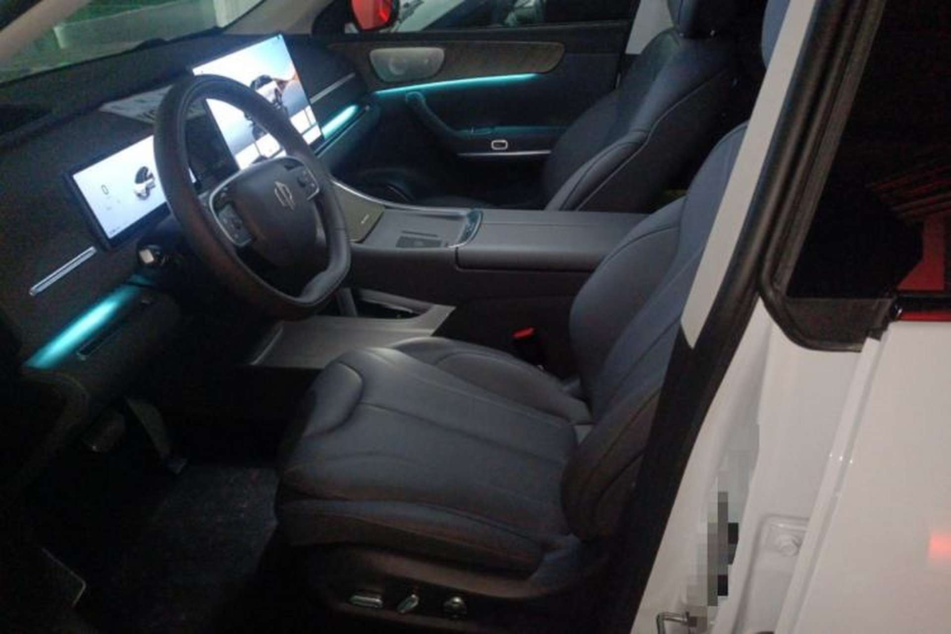Used Leapmotor C11 2026 All-Electric 640 LiDAR Prestige Edition Left Front Seat