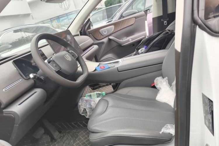 Used Leapmotor C11 2026 All-Electric 640 LiDAR Prestige Edition Left Front Seat