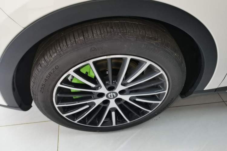 Used Leapmotor C11 2026 Range-Extended 300 LiDAR Prestige Edition Left Front Wheel Hub