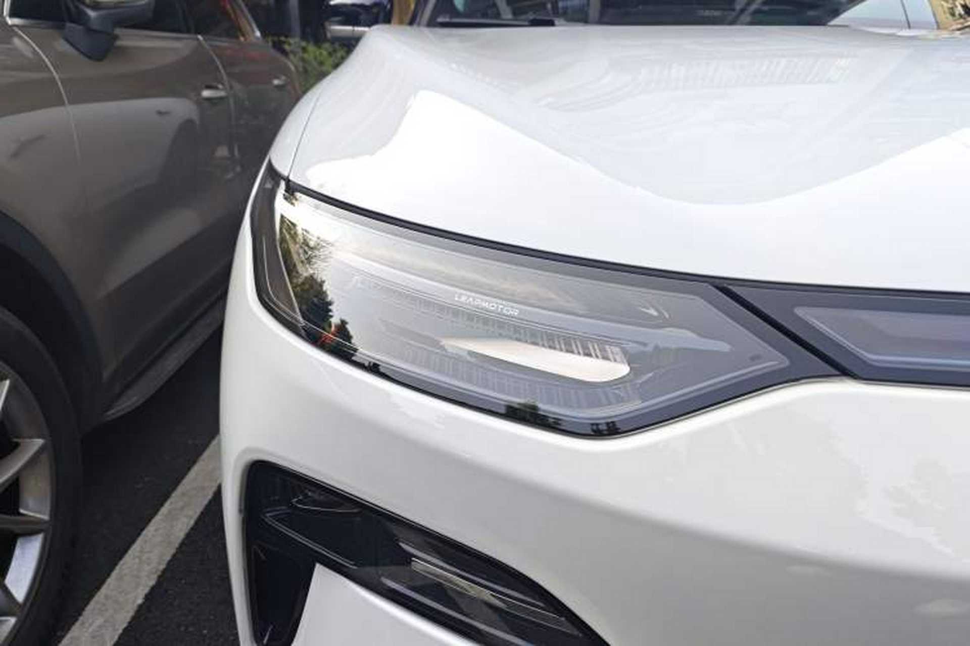 Used Leapmotor C11 2026 Range-Extended 300 LiDAR Prestige Edition Right Front Headlight
