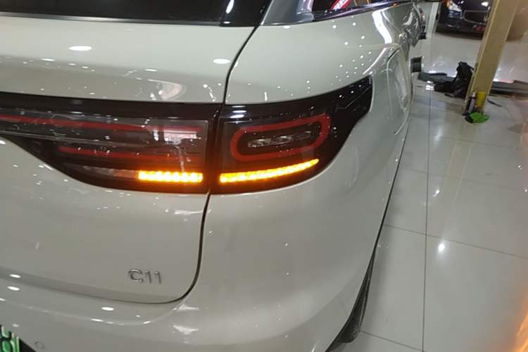 Used Leapmotor C11 2026 All-Electric 640 LiDAR Prestige Edition Right Rear Taillight