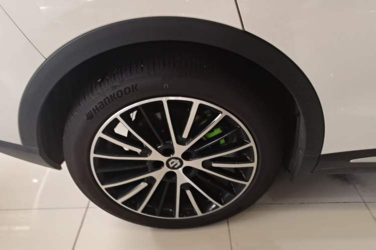 Used Leapmotor C11 2026 All-Electric 640 LiDAR Prestige Edition Right Rear Wheel Hub