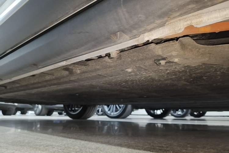 Used Leapmotor C11 2026 All-Electric 640 LiDAR Prestige Edition Right Side Sill