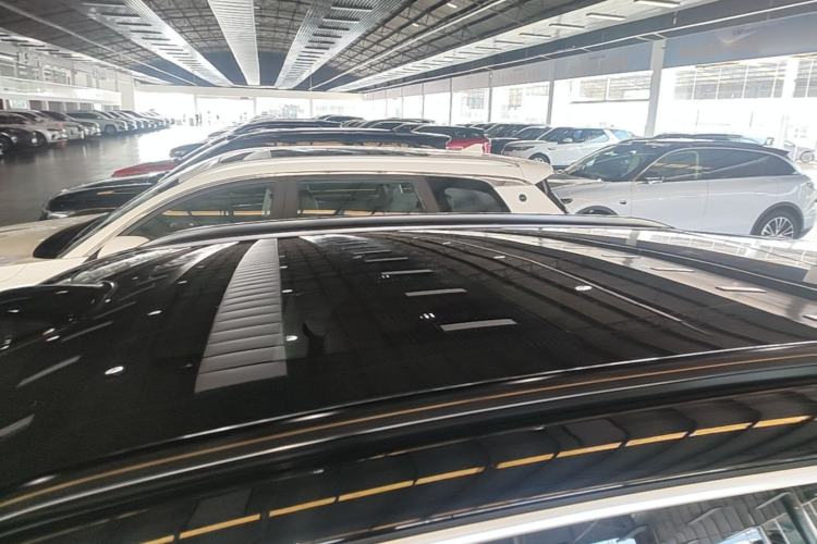 Used Leapmotor C11 2026 All-Electric 640 LiDAR Prestige Edition Roof