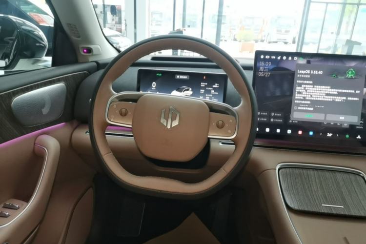 Used Leapmotor C11 2026 Range-Extended 300 LiDAR Prestige Edition Steering Wheel