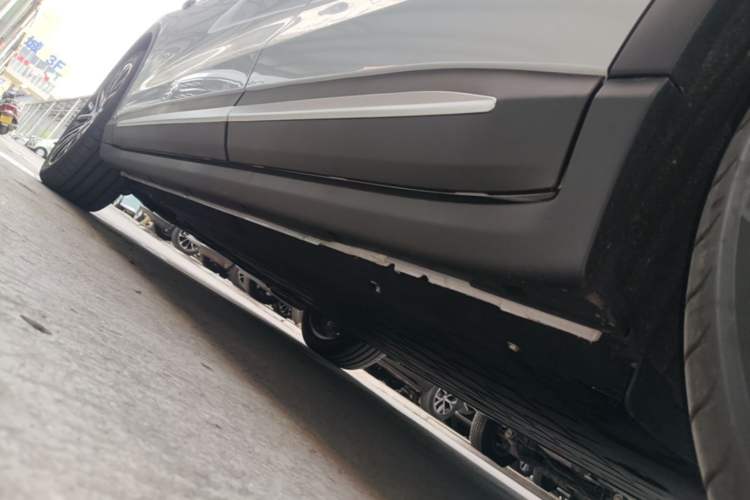 Used Leapmotor C11 - 2027 Pure Electric 640 LiDAR Smart Prestige Edition Left Side Sill