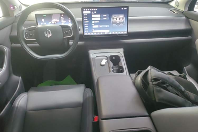 Used Leapmotor C16 2024 Range-Extended 200 Luxury Edition Center Console