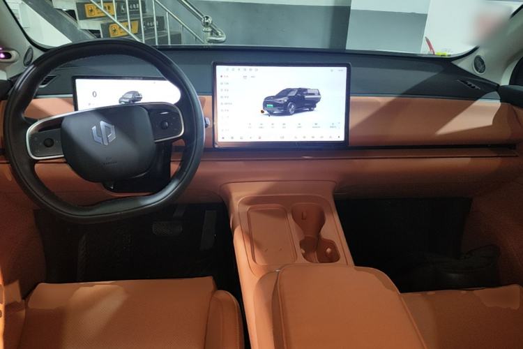 Used Leapmotor C16 2024 All-Electric 520 LiDAR Edition Center Console