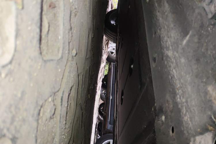 Used Leapmotor C16 2024 Range-Extended 200 Luxury Edition Chassis Front Right