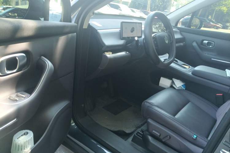 Used Leapmotor C16 2024 Range-Extended 200 Luxury Edition Driver Seat