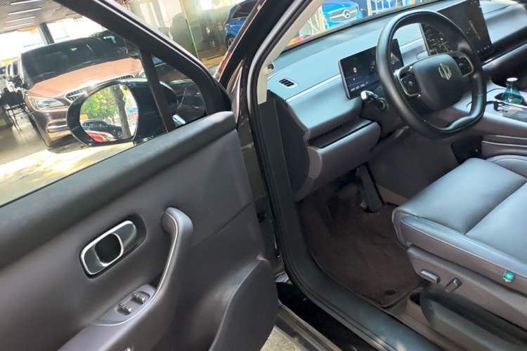 Used Leapmotor C16 2024 Range-Extended 200 Luxury Edition Driver Seat