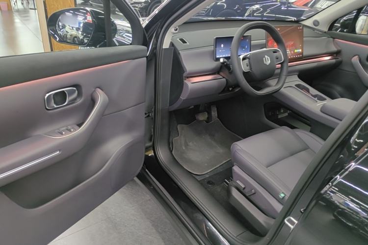 Used Leapmotor C16 2024 Range-Extended 200 Luxury Edition Driver Seat