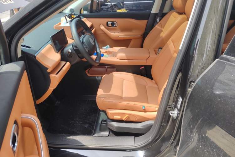 Used Leapmotor C16 2024 Range-Extended 200 Luxury Edition Driver Seat