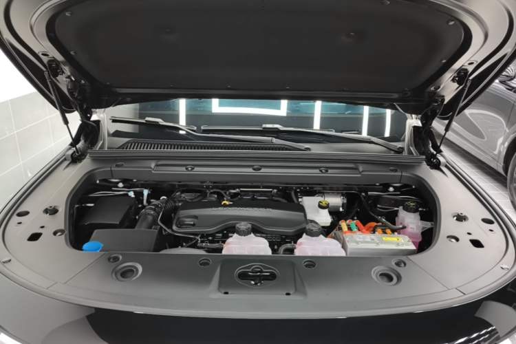 Used Leapmotor C16 2024 Range-Extended 200 LiDAR Edition Engine Bay