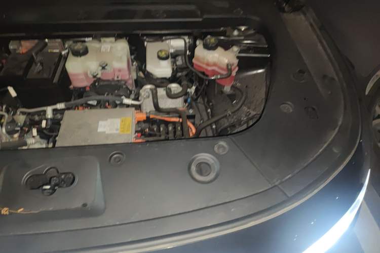 Used Leapmotor C16 2024 Pure Electric 520 Deluxe Edition Engine Bay Left