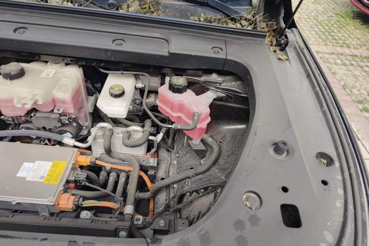 Used Leapmotor C16 2024 All-Electric 580 Luxury Edition Engine Bay Left