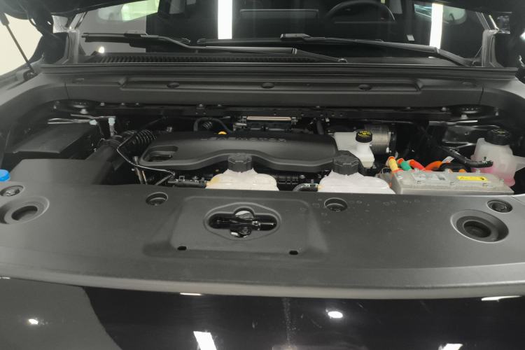 Used Leapmotor C16 2024 Range-Extended 200 Luxury Edition Engine Bay