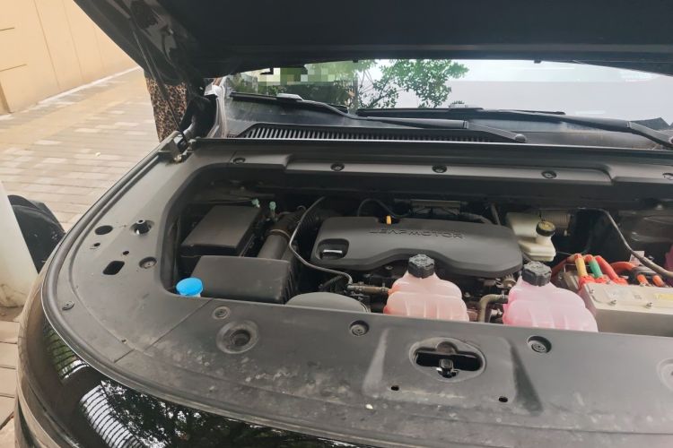 Used Leapmotor C16 2024 Range-Extended 200 LiDAR Edition Engine Bay Right