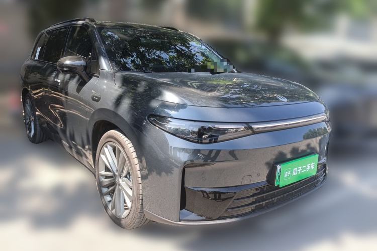 Used Leapmotor C16 2024 Range-Extended 200 Luxury Edition Front Right 45 Deg