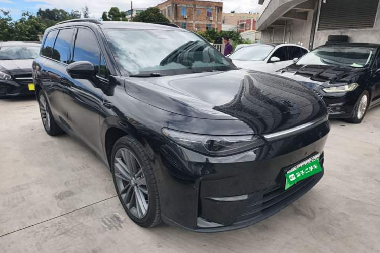 Used Leapmotor C16 2024 All-Electric 580 Luxury Edition Front Right 45 Deg