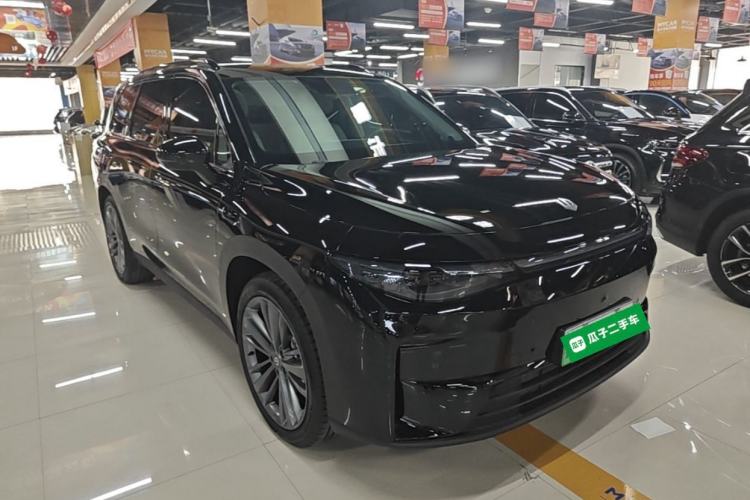 Used Leapmotor C16 2024 Range-Extended 200 Luxury Edition Front Right 45 Deg