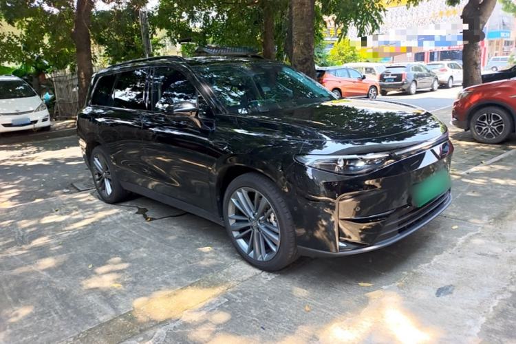Used Leapmotor C16 2024 Range-Extended 200 Luxury Edition Front Right 45 Deg
