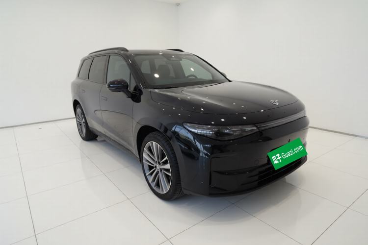 Used Leapmotor C16 2024 Range-Extended 200 Luxury Edition Front Right 45 Deg