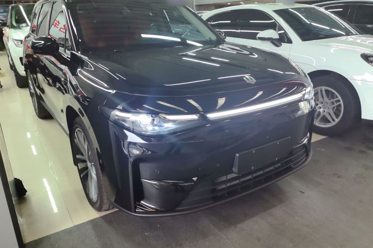 Used Leapmotor C16 2024 Range-Extended 200 Luxury Edition Front Right 45 Deg