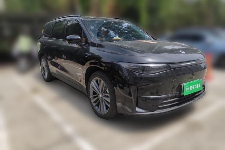 Used Leapmotor C16 2024 Range-Extended 200 Luxury Edition Front Right 45 Deg