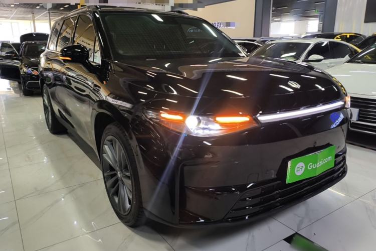 Used Leapmotor C16 2024 Range-Extended 200 Luxury Edition Front Right 45 Deg