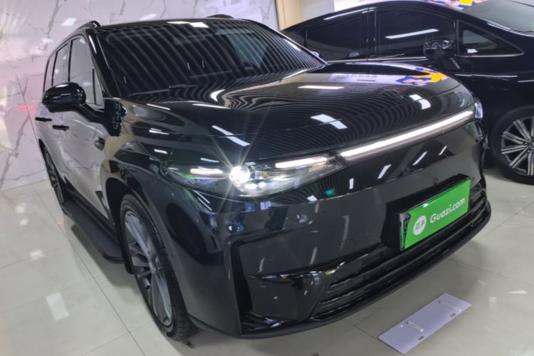 Used Leapmotor C16 2024 Range-Extended 200 Luxury Edition Front Right 45 Deg