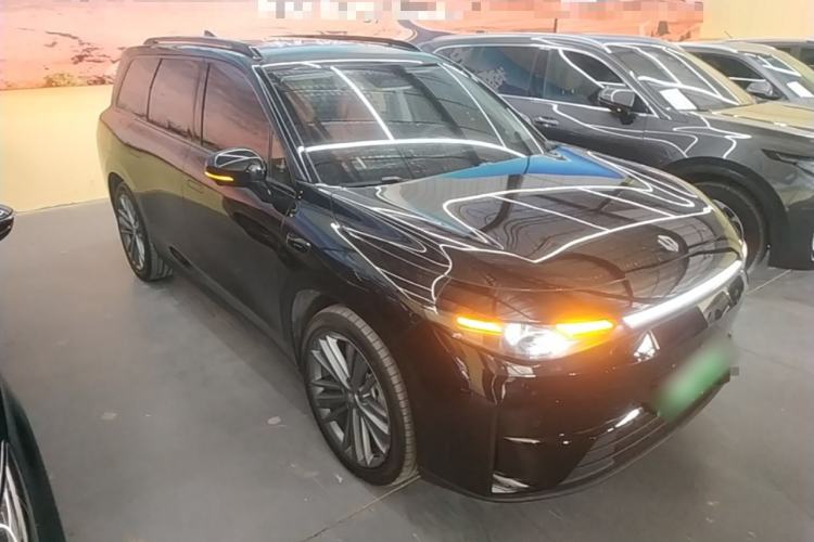 Used Leapmotor C16 2024 Range-Extended 200 Luxury Edition Front Right 45 Deg
