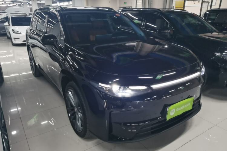 Used Leapmotor C16 2024 Range-Extended 200 Luxury Edition Front Right 45 Deg