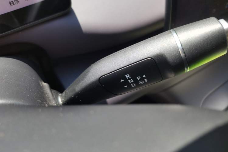 Used Leapmotor C16 2024 All-Electric 580 Luxury Edition Gear Lever