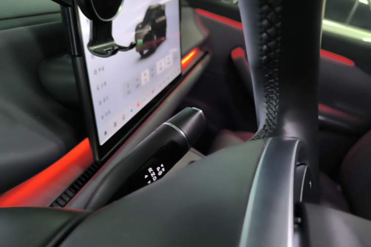 Used Leapmotor C16 2024 Range-Extended 200 Luxury Edition Gear Lever