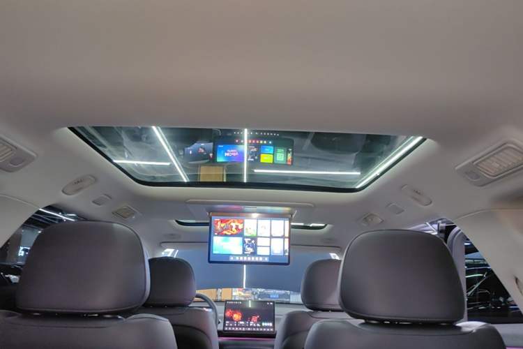 Used Leapmotor C16 2024 Range-Extended 200 Luxury Edition Headliner