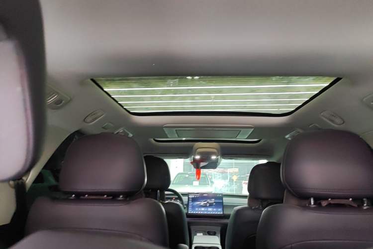 Used Leapmotor C16 2024 All-Electric 580 Luxury Edition Headliner