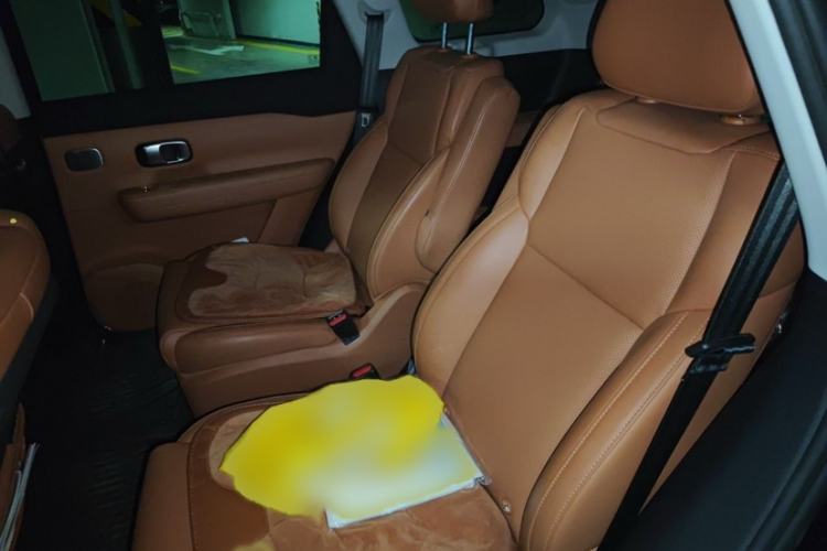 Used Leapmotor C16 2024 Range-Extended 200 Luxury Edition Interior 1