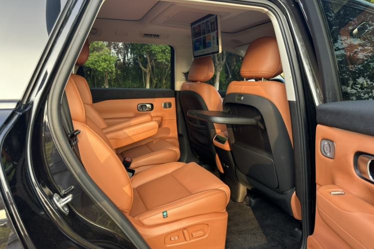 Used Leapmotor C16 2024 Range-Extended 200 Luxury Edition Interior 10